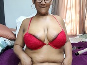 LushesAmber