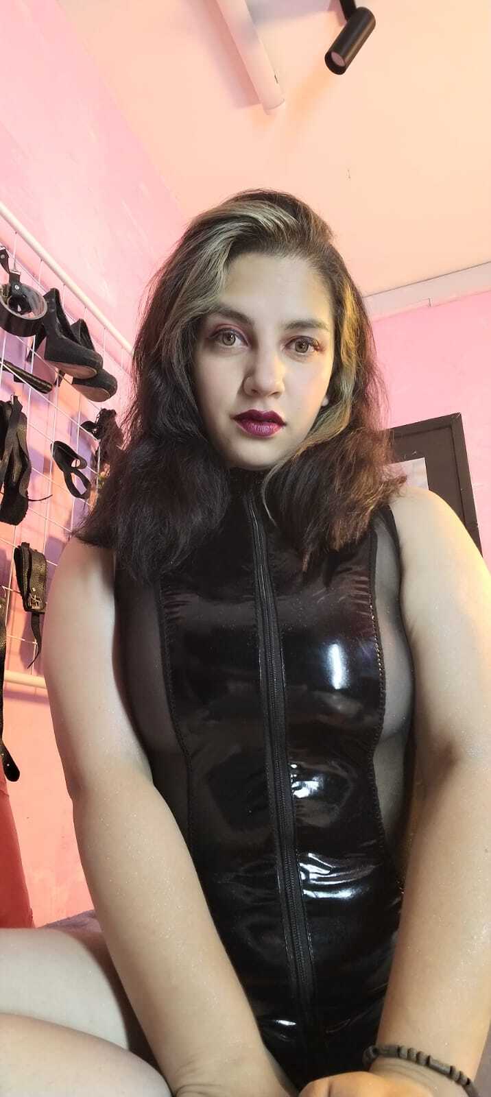 valeriadeleon from Jerkmate