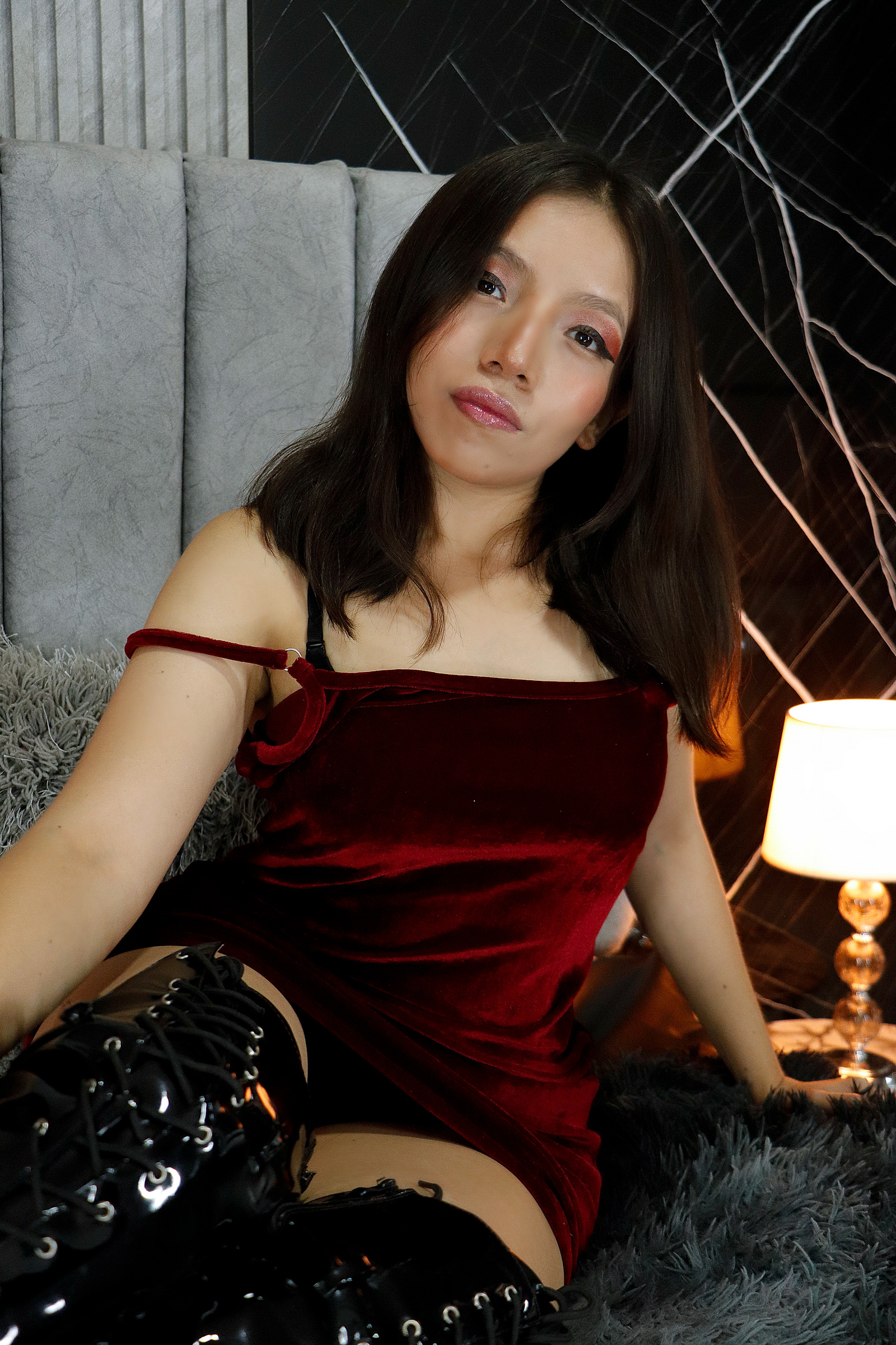 LucieWillis picture 6