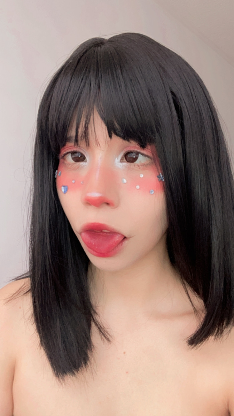 ninibambi422 from Jerkmate