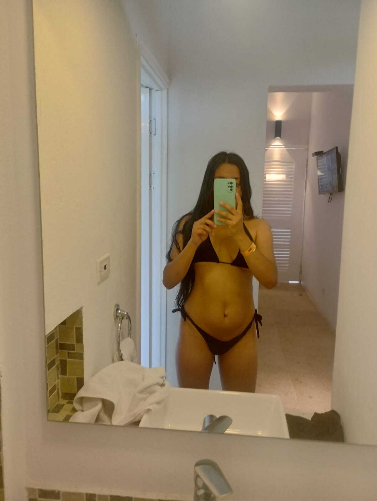 VioletPierson photo 2