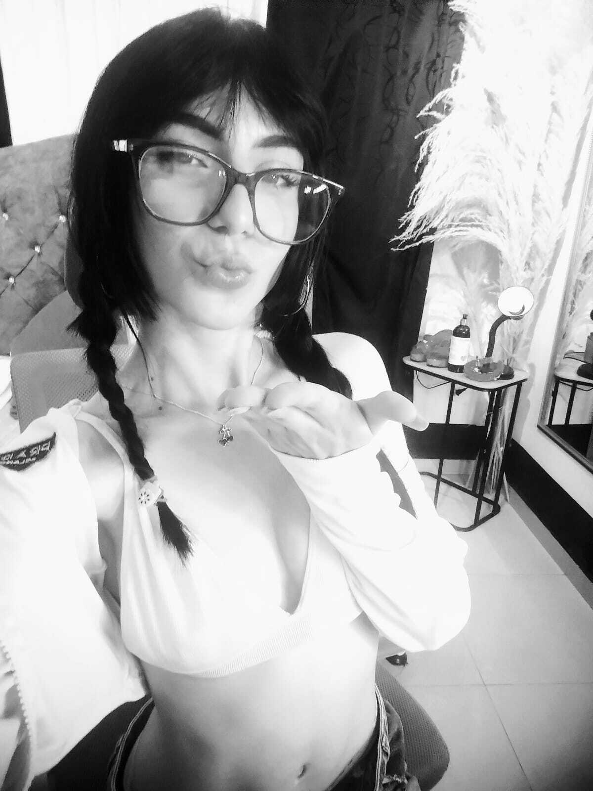 camiicute from Jerkmate