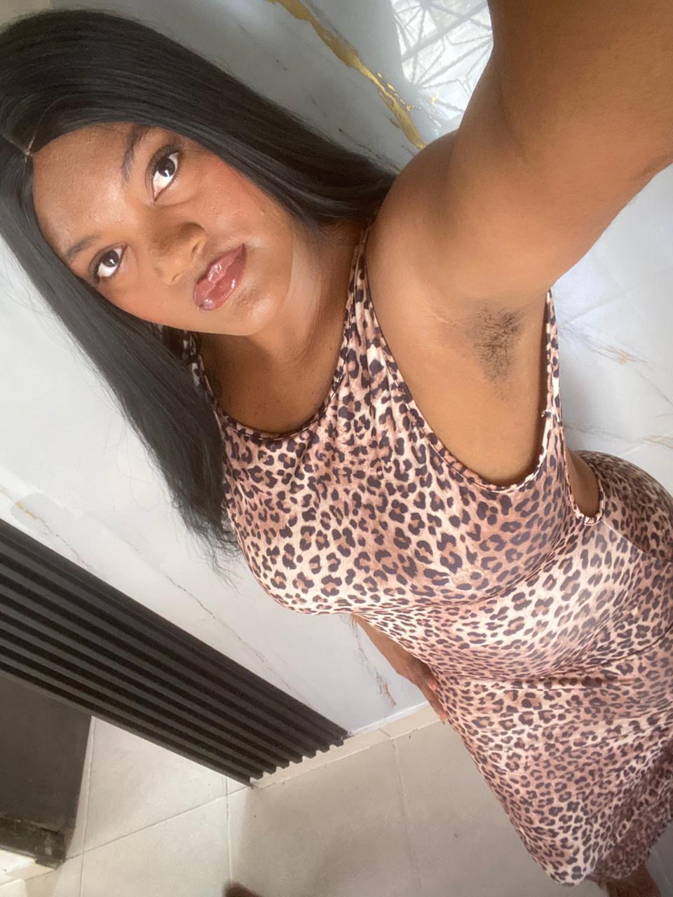 Lia_adams19