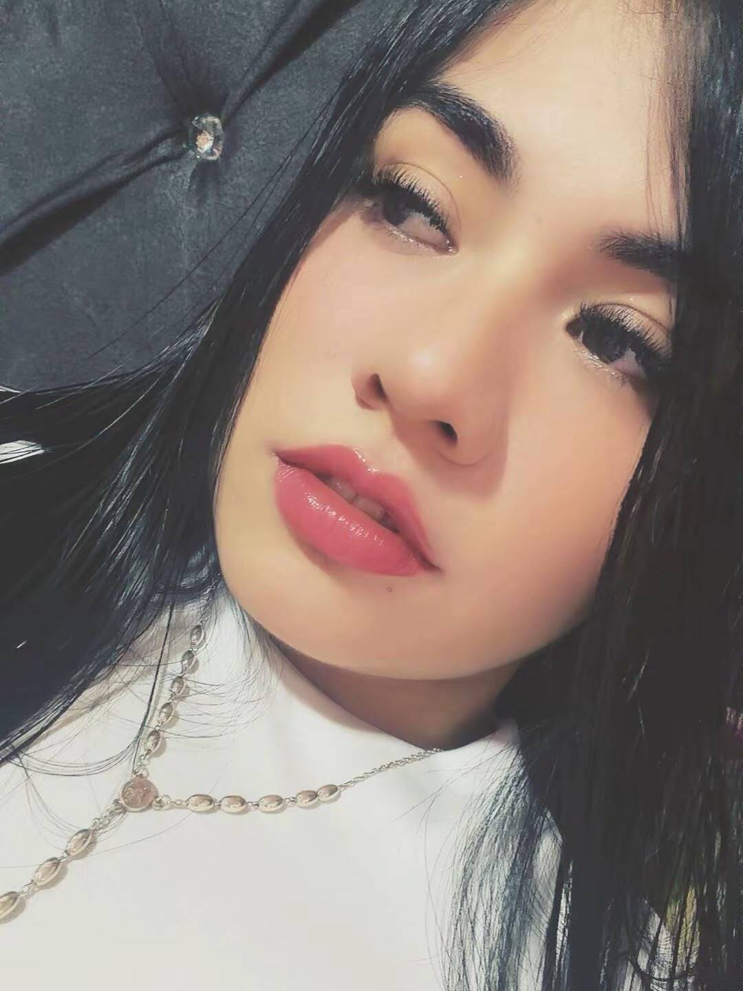 KatyTyler picture 4