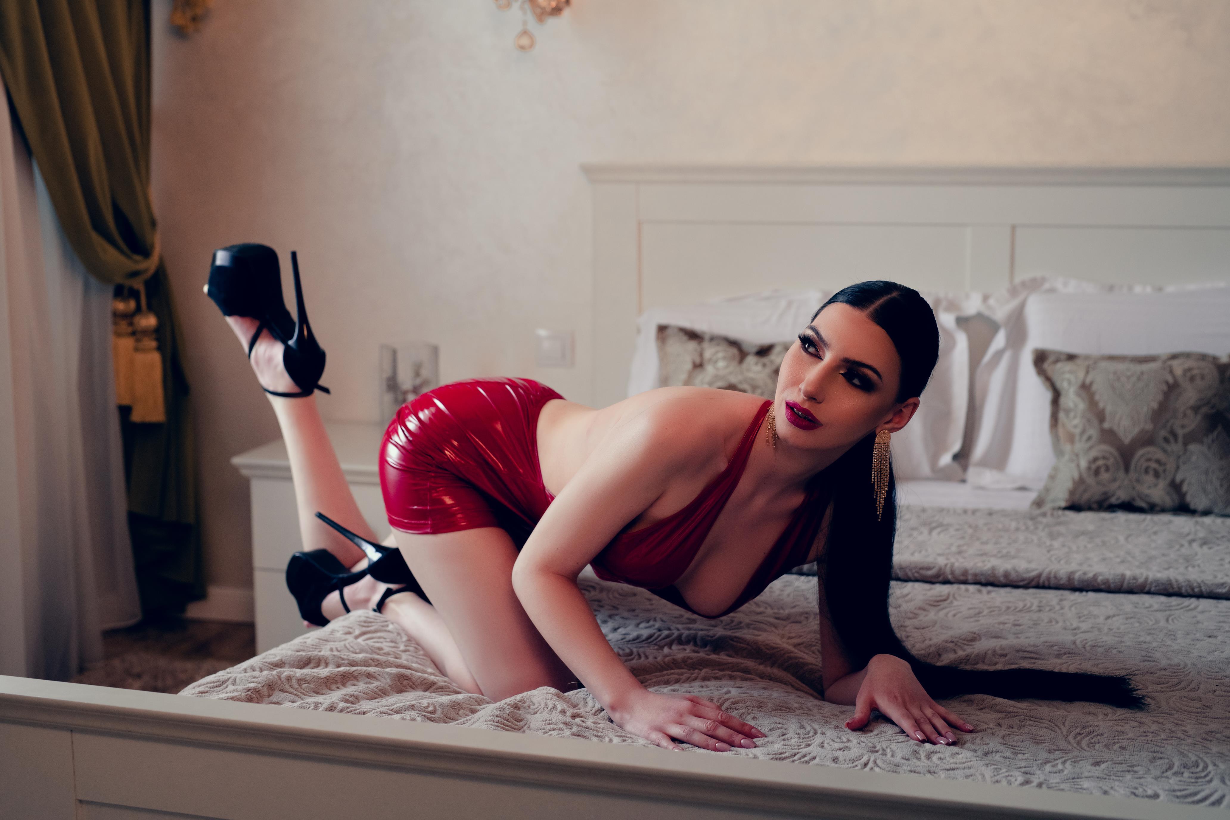 SkylarSparks picture 7