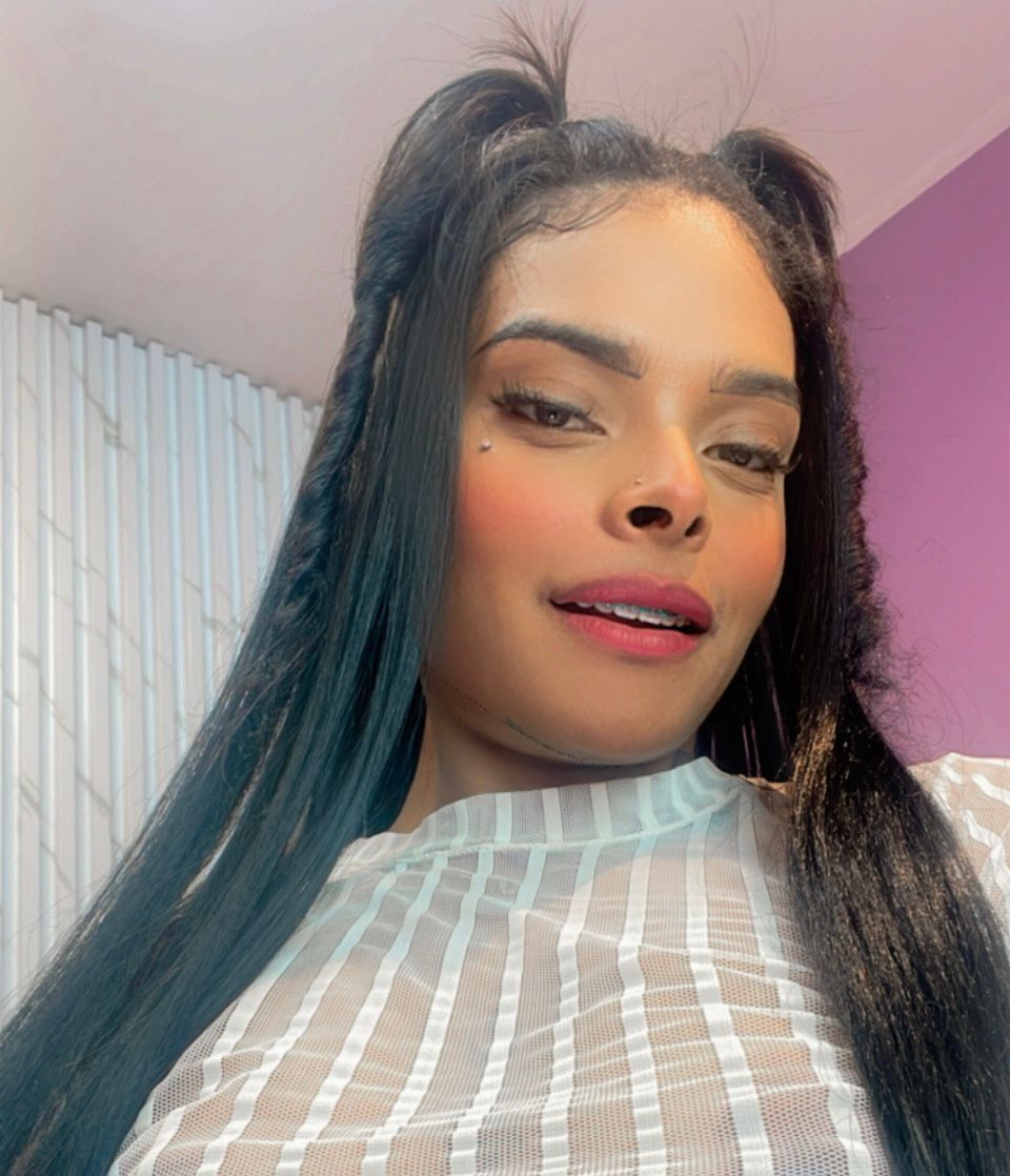 emmaebonyx19 from Jerkmate