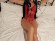 SweetMayaBrunetteX