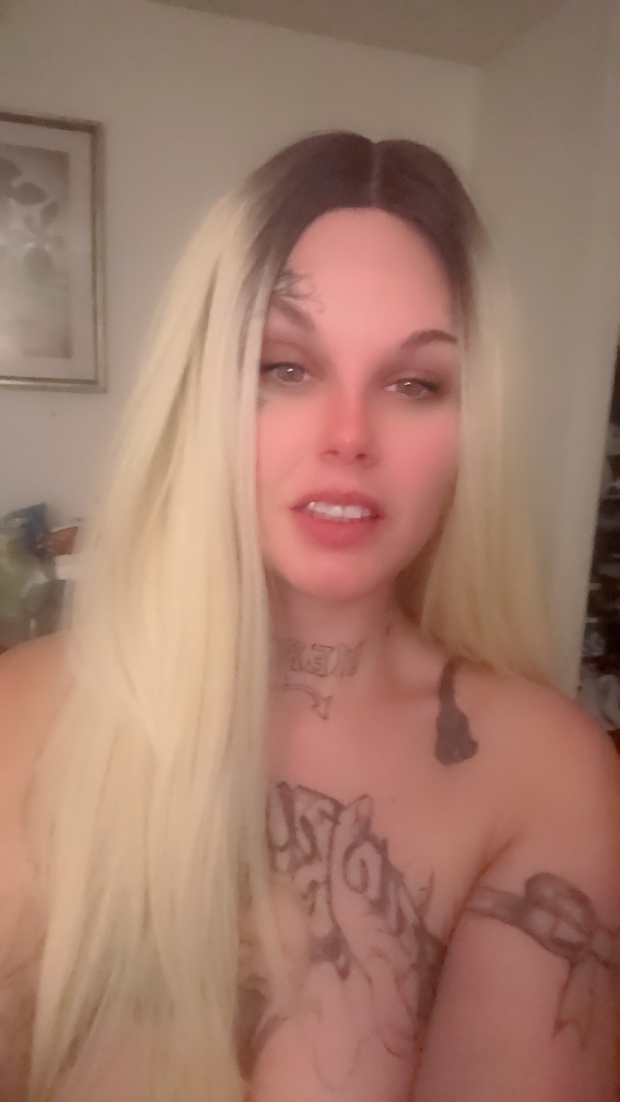 katvondees from Jerkmate