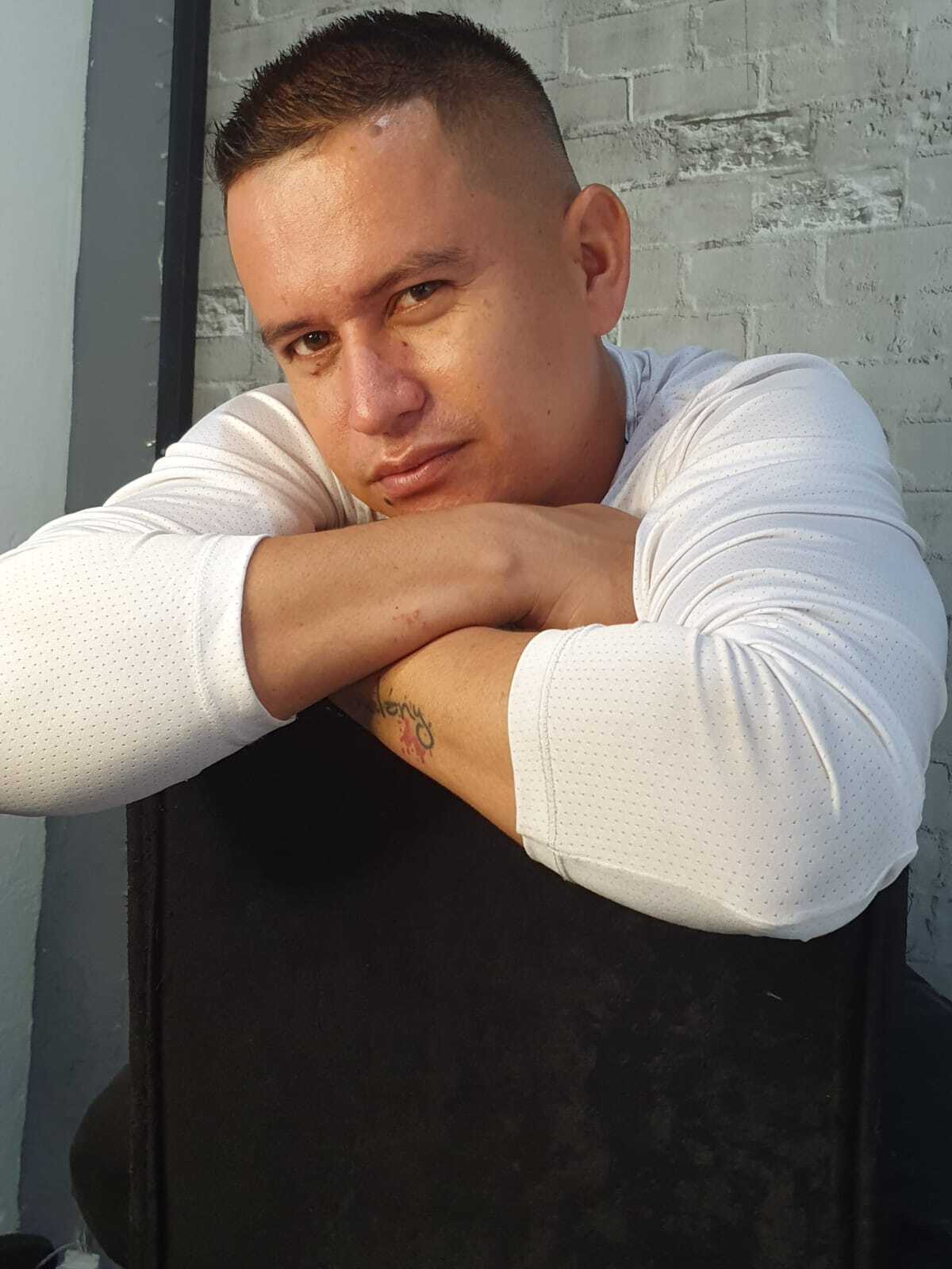 jarethvitale from Jerkmate