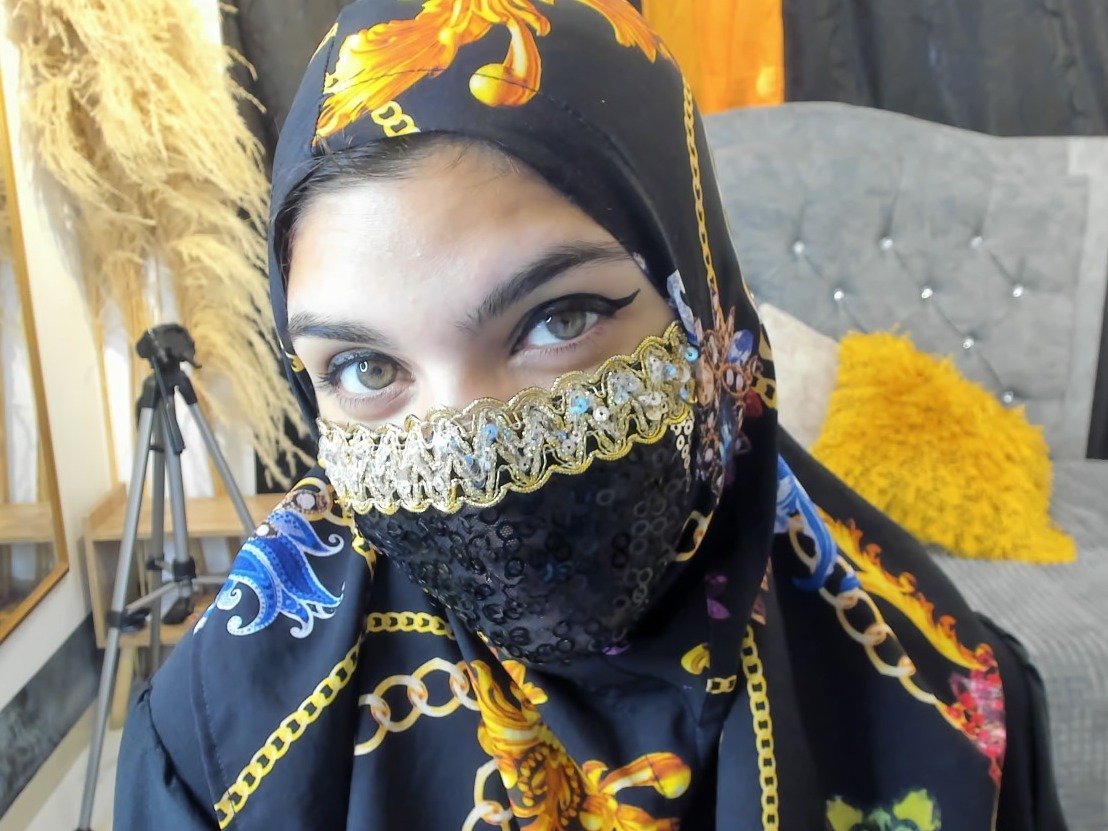 anifoxx from Jerkmate