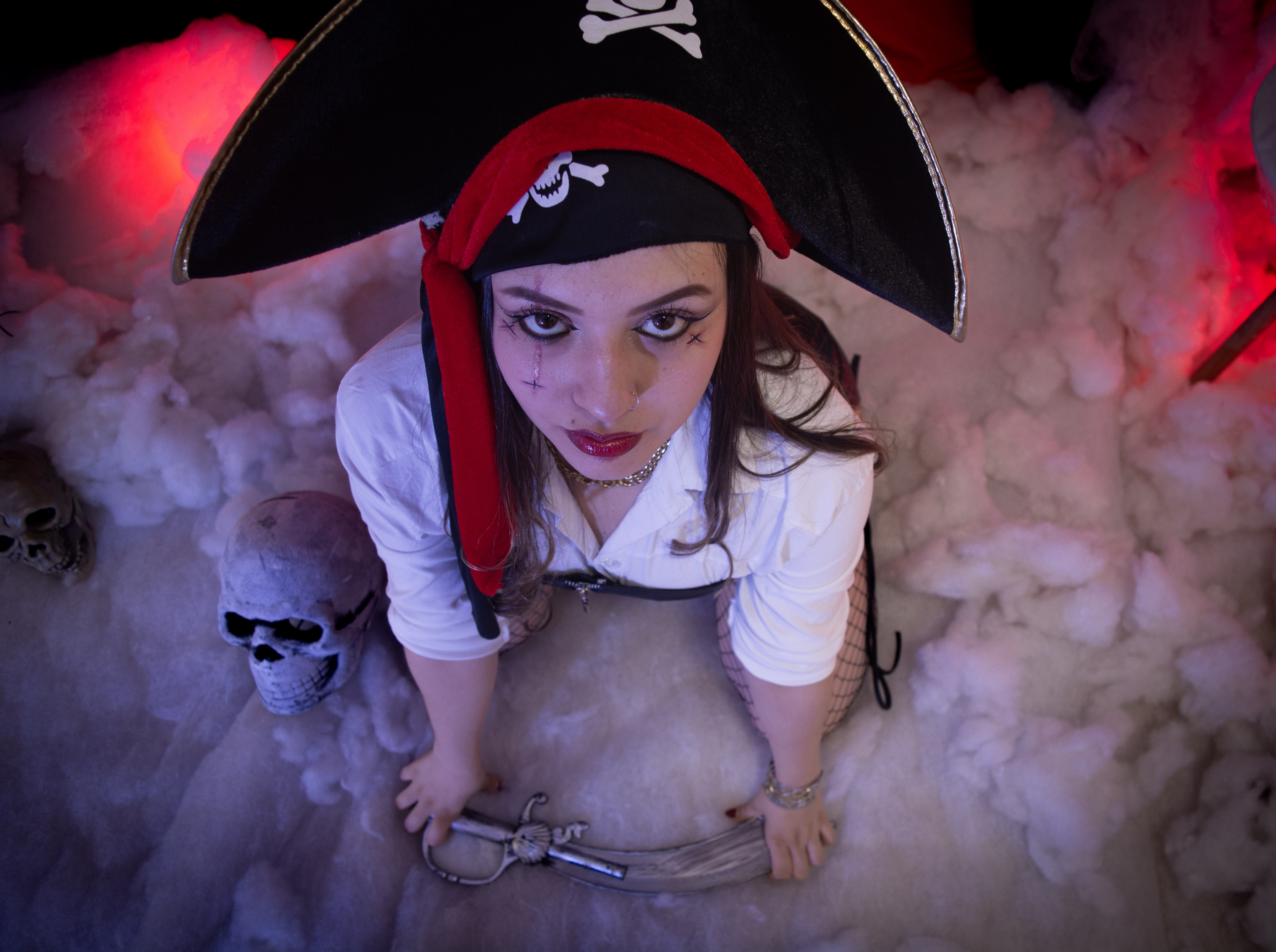 manelikblondee from Jerkmate