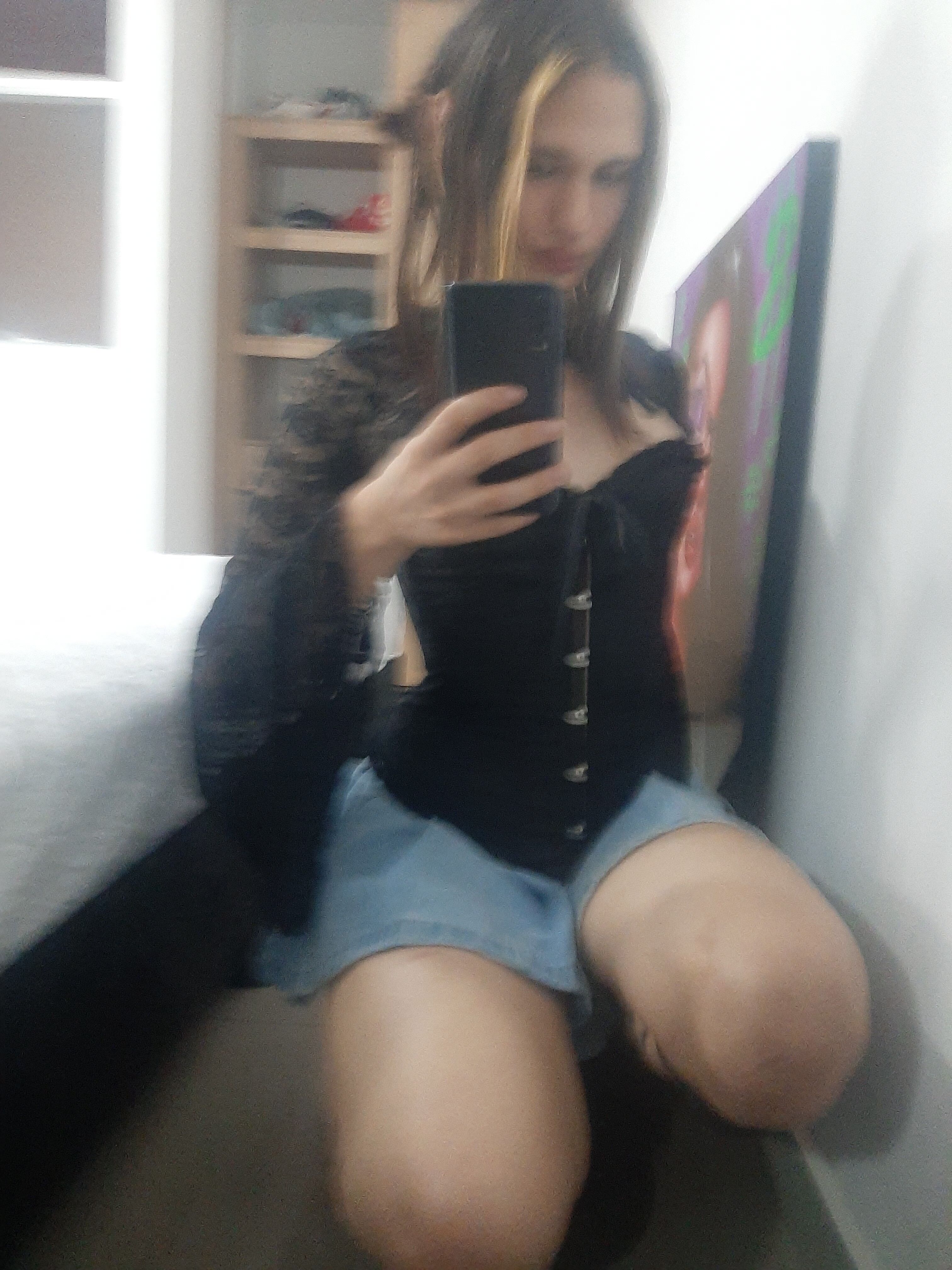 andrea_cherryy from Jerkmate