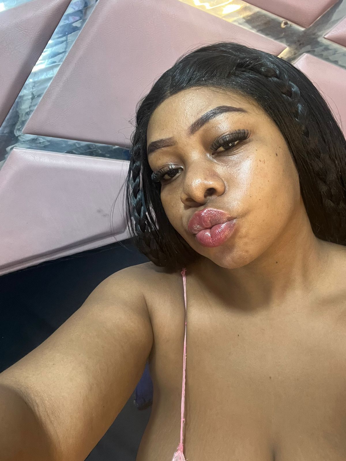 kenishastark from Jerkmate