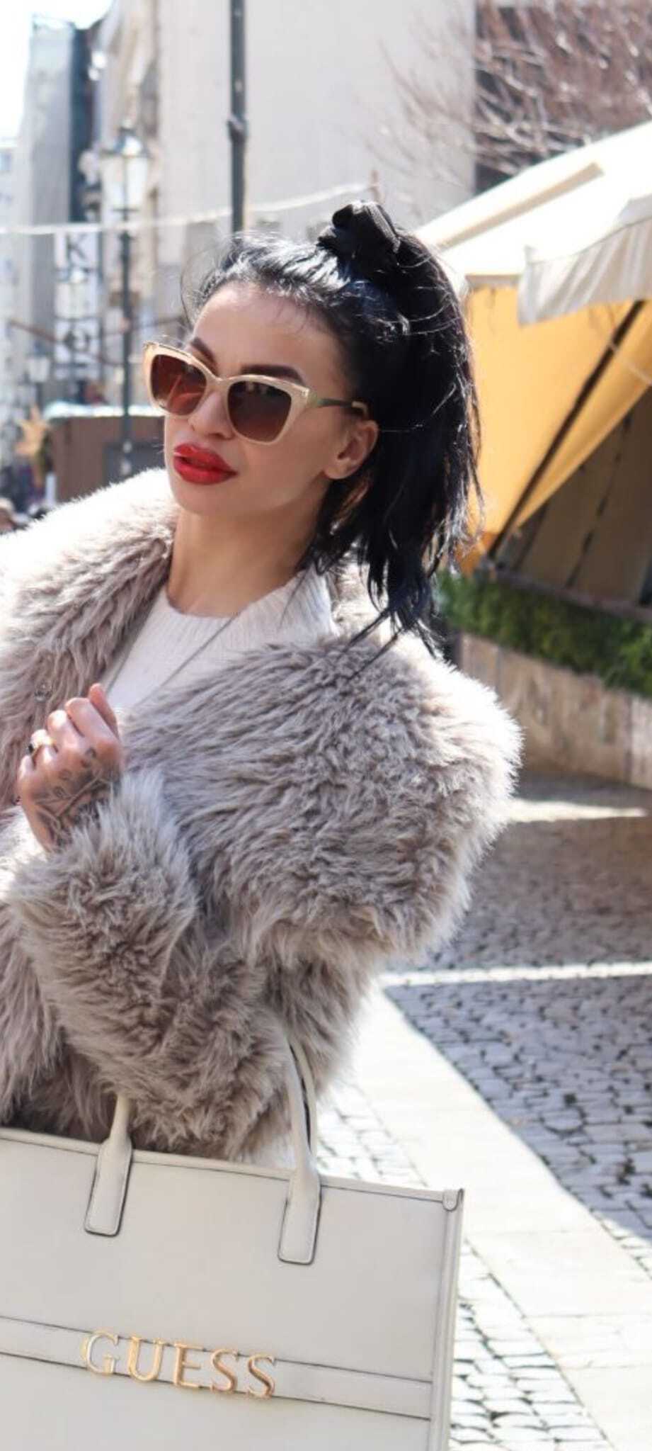 RaniaVibesxx picture 8