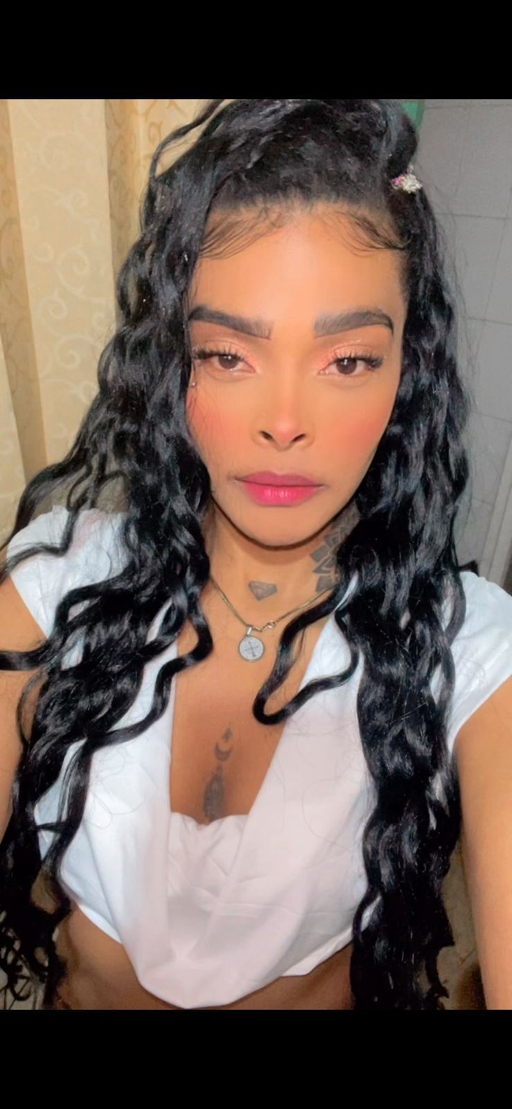 emmaebonyx19 from Jerkmate