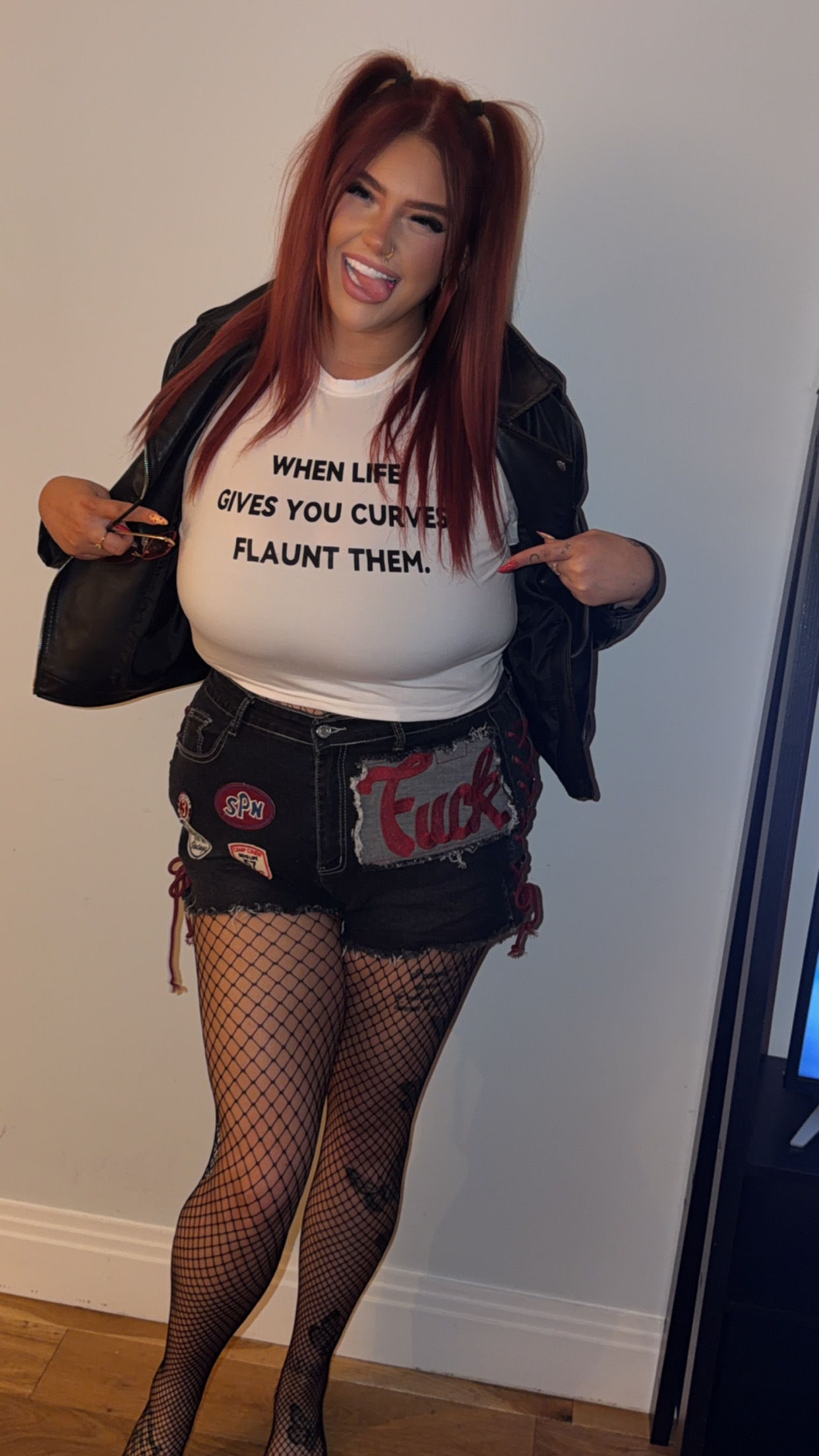 CurvyCali picture 3