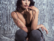 Salome_Mills