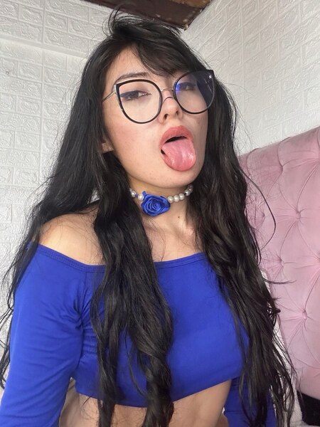 skylarlulu from Jerkmate