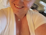 BustyBeautifulGinger