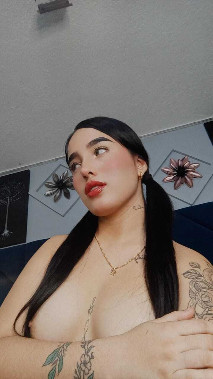 shantaljonees from Jerkmate