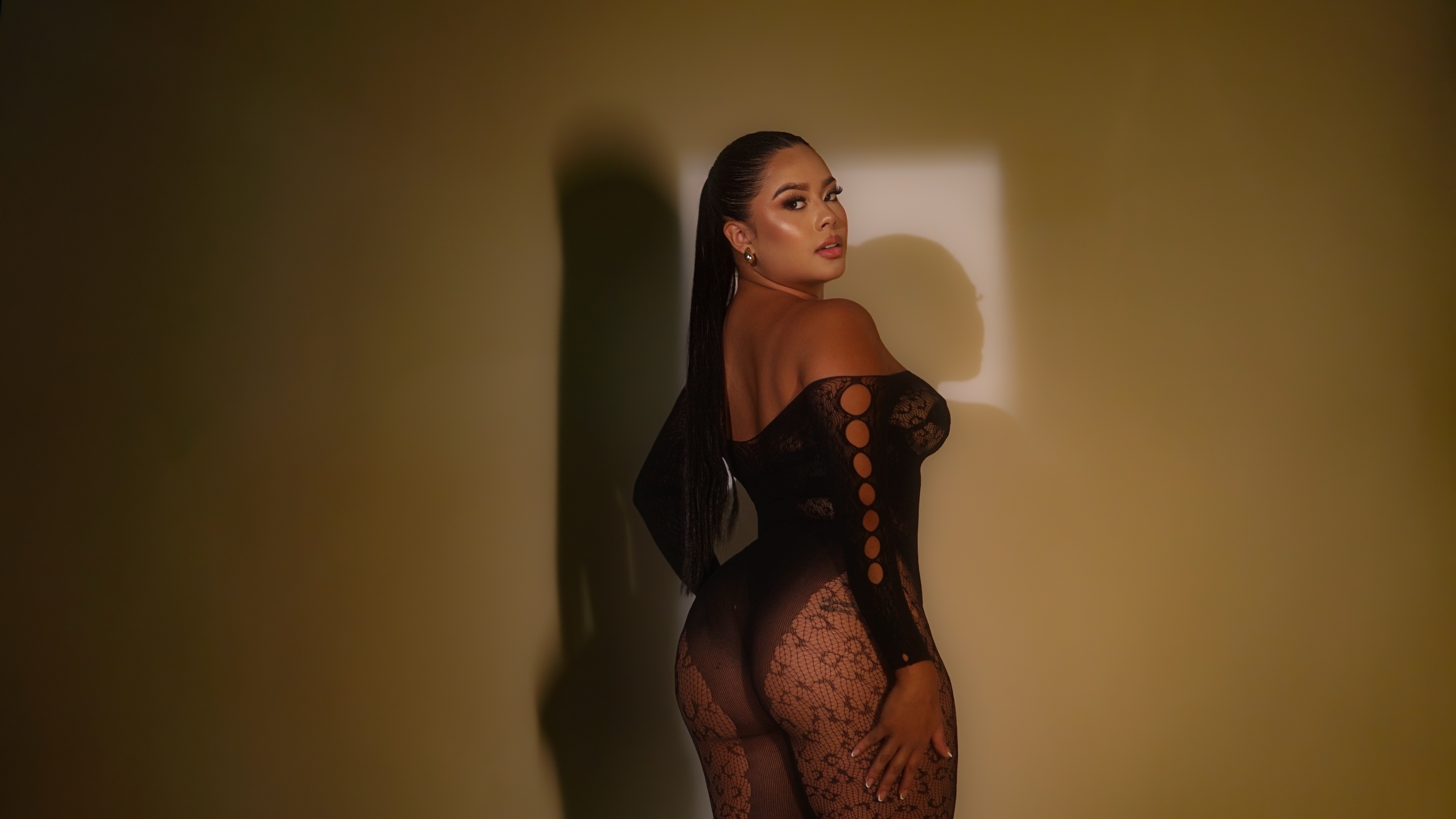 manuela_thomson from Jerkmate