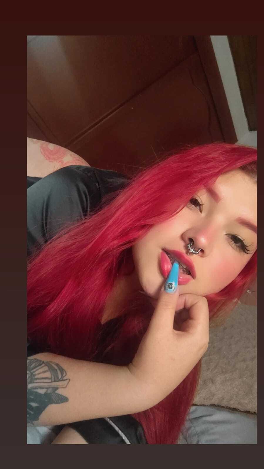 evelinnruiz from Jerkmate