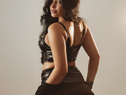 APRIL_STONEE
