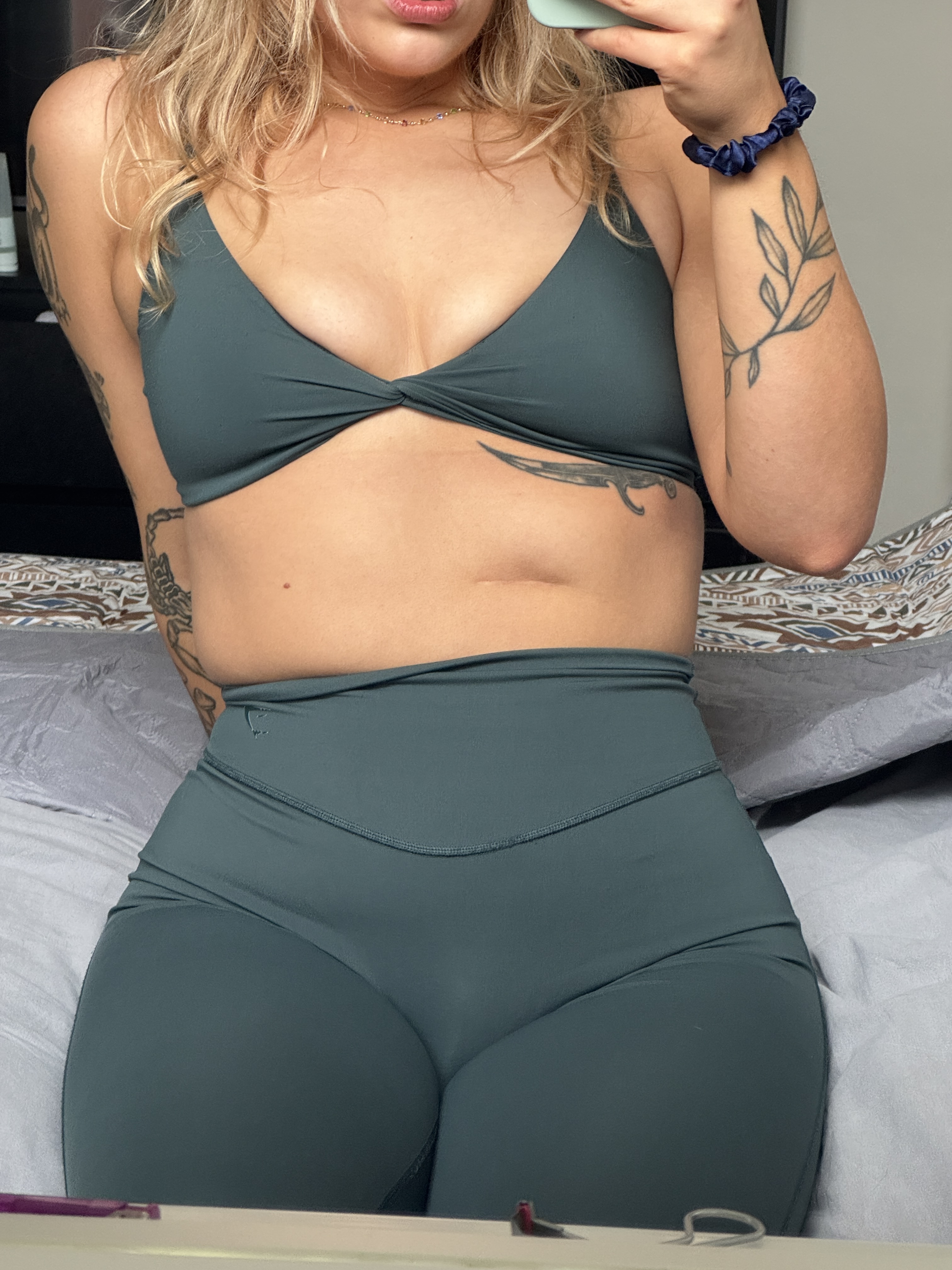 tattooedteasexxx from Jerkmate