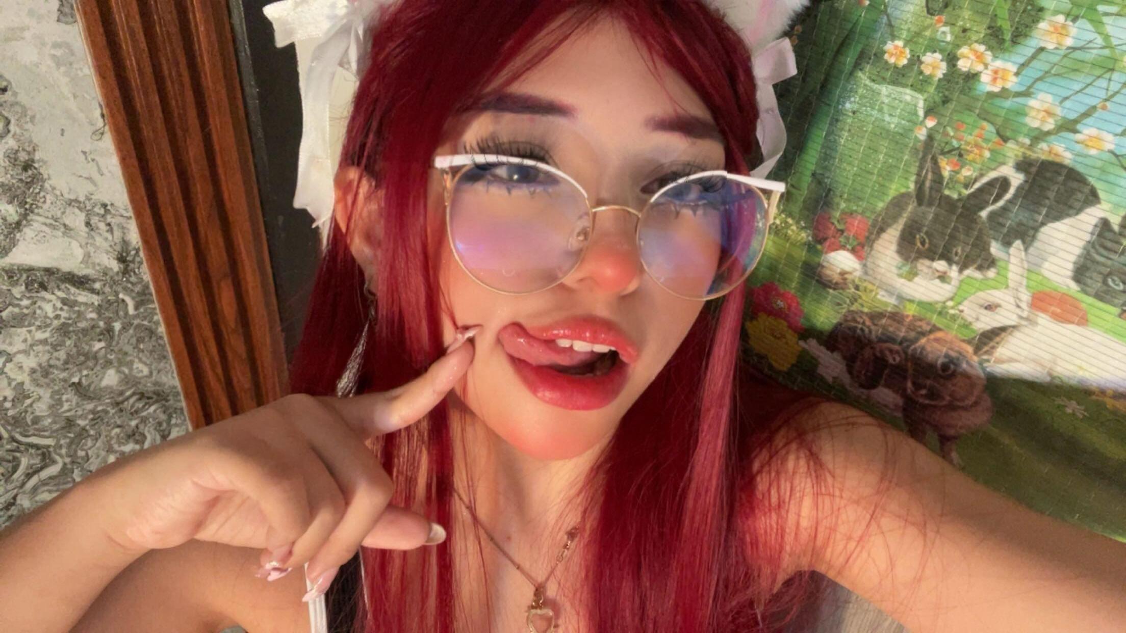 emygom3zz from Jerkmate