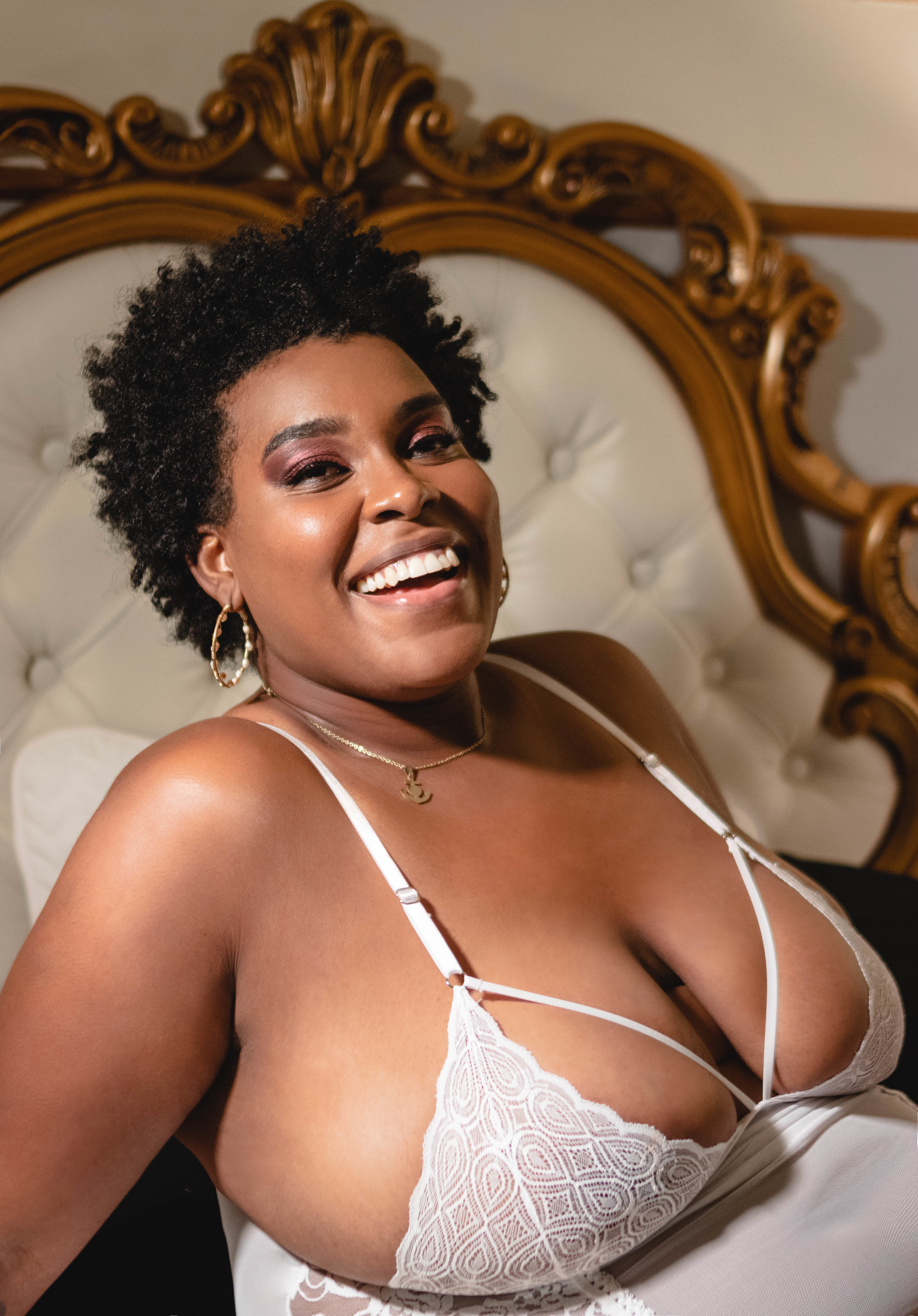 DakotaSexShow111