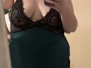 CurvyHotwifeJasmine