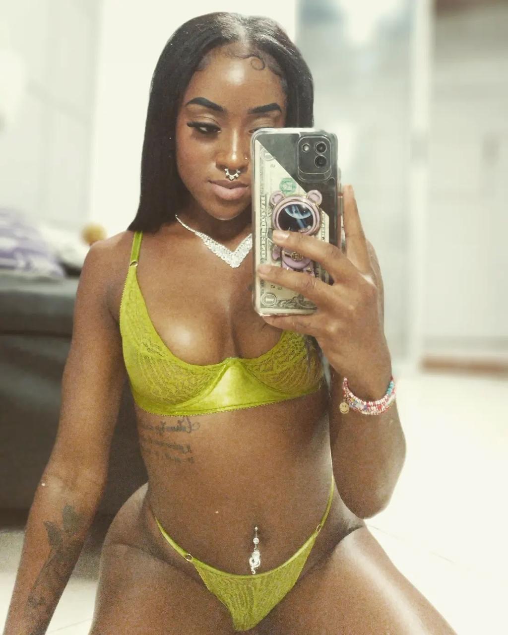 theebonygoddess from Jerkmate