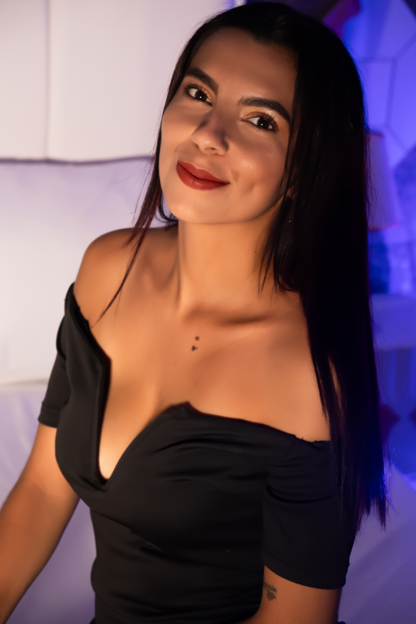 Carla_Torres picture 1