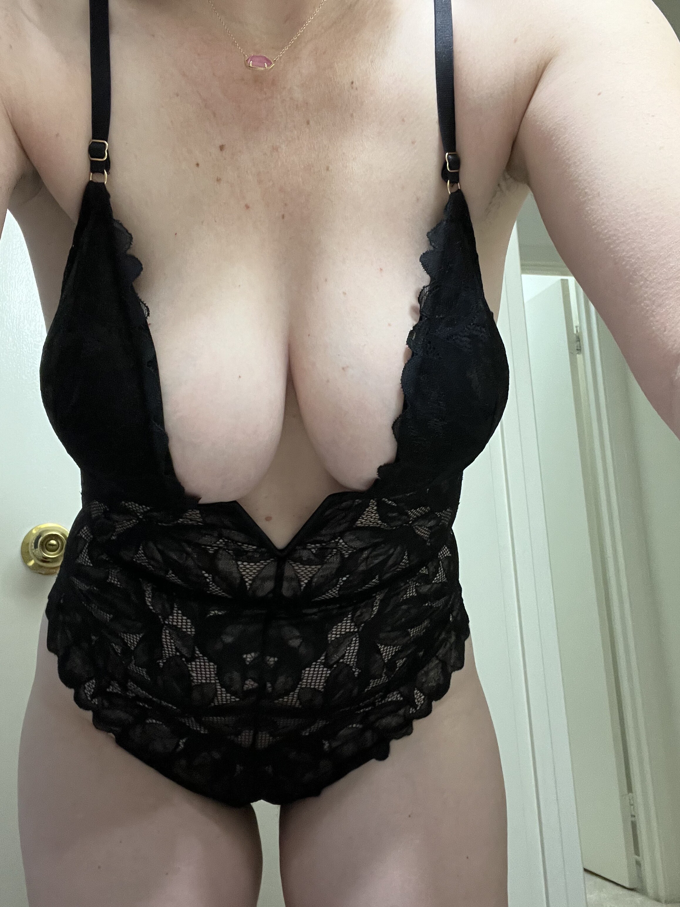 elle2025 from Jerkmate