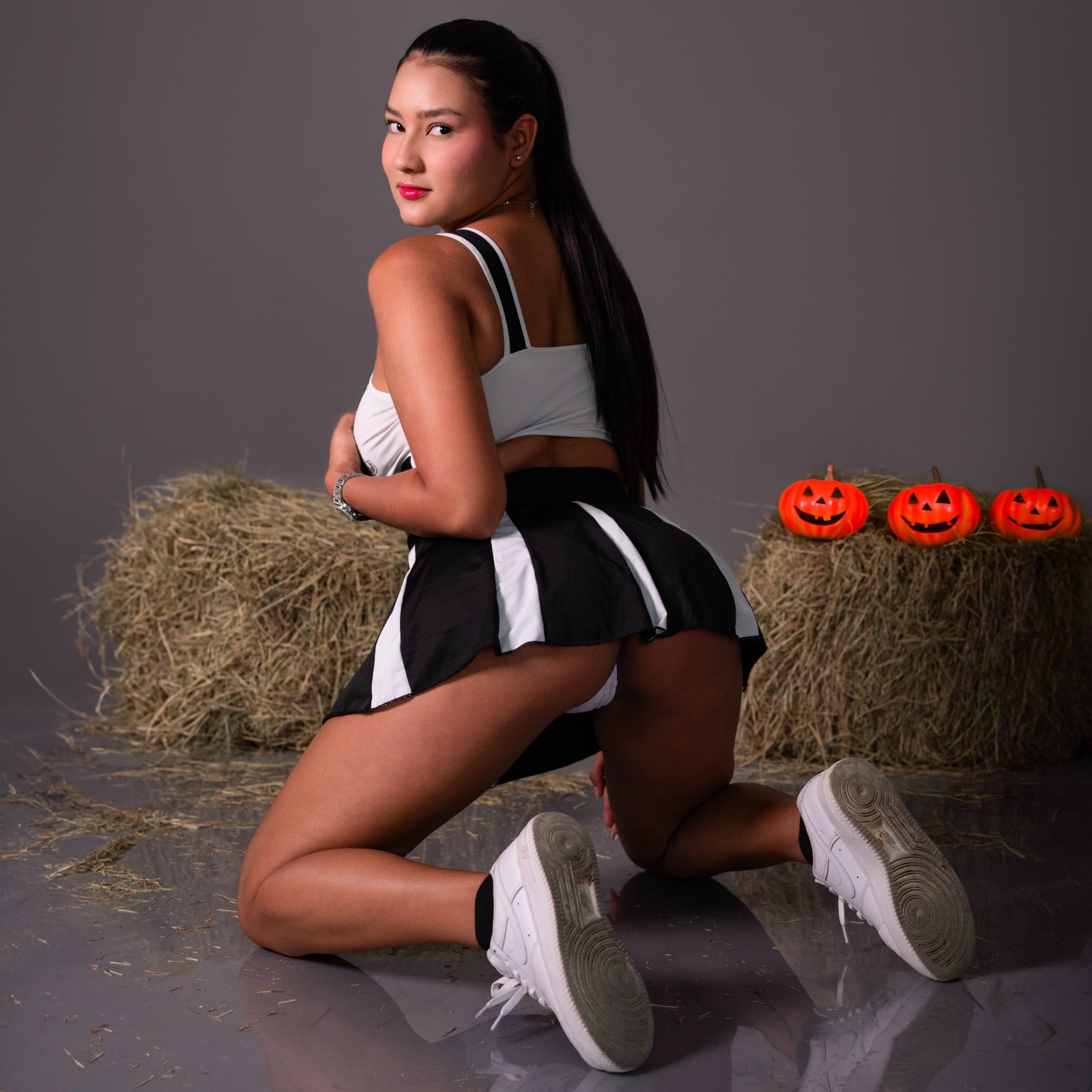 scarlethcooper from Jerkmate