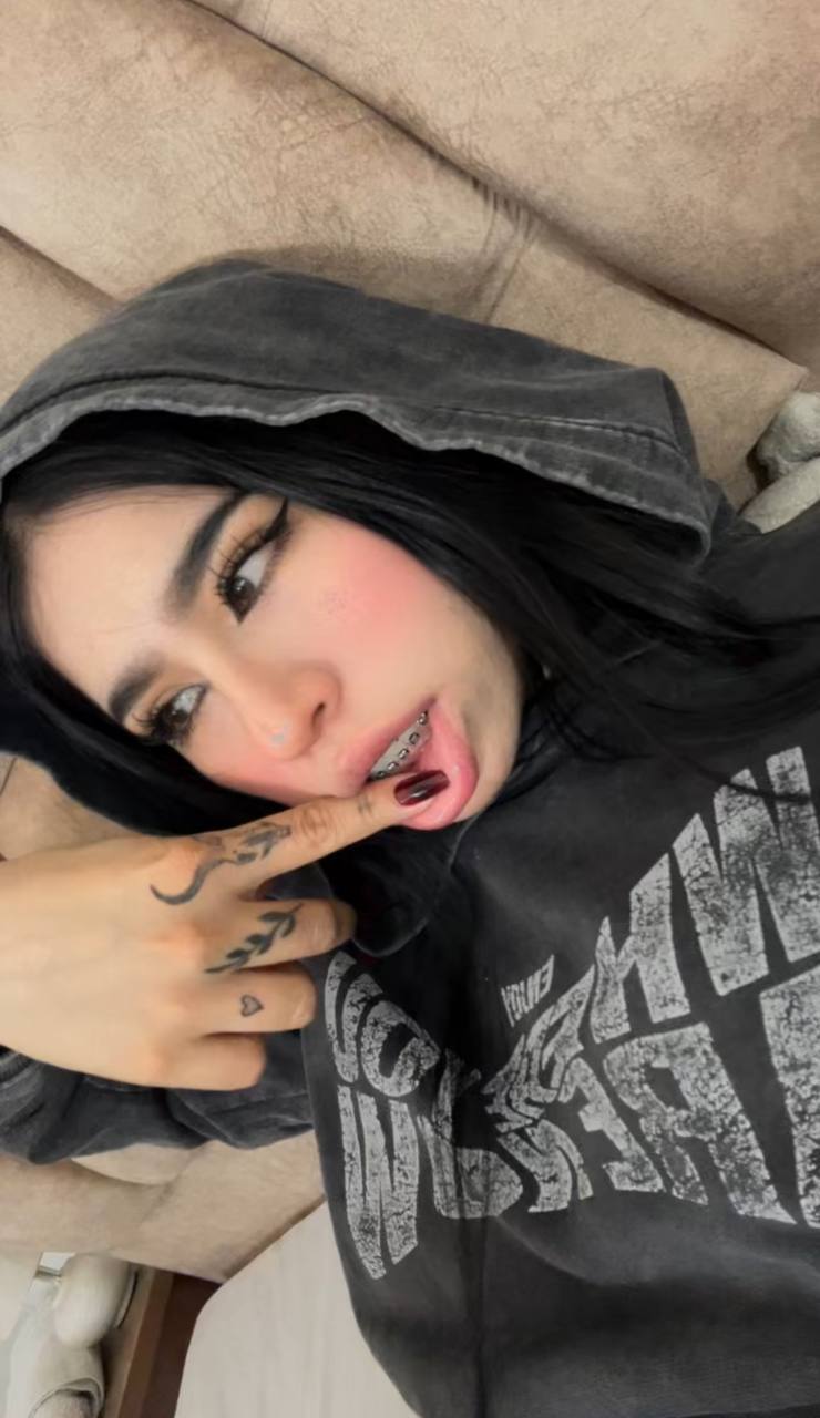 miafreya from Jerkmate