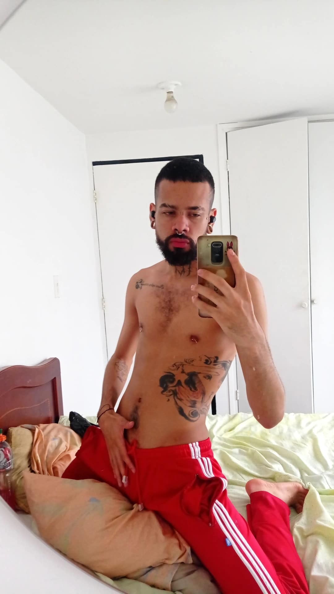 salomonnextd00r from Jerkmate