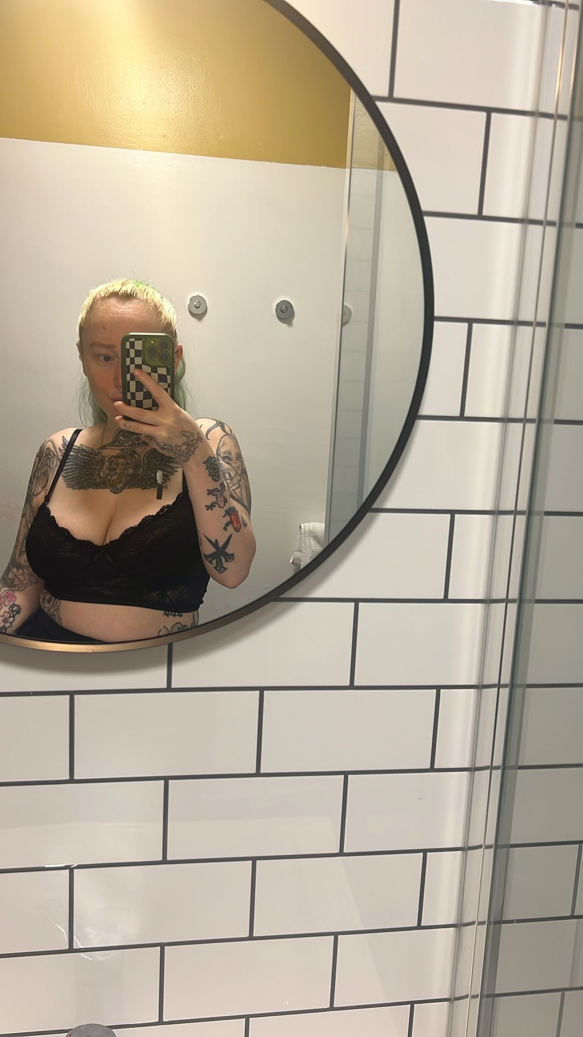 juicymel18 from Jerkmate