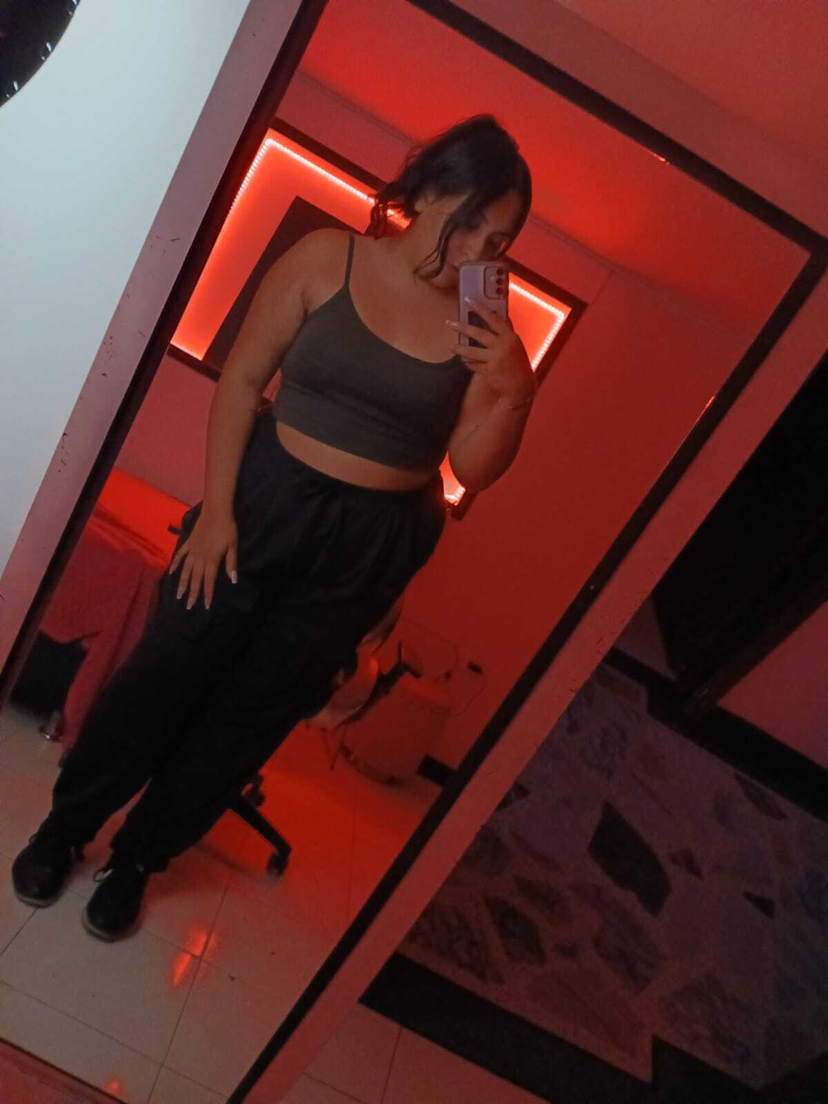roxanerosee from Jerkmate