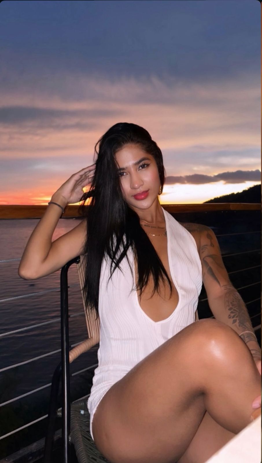 jenaalovee from Jerkmate