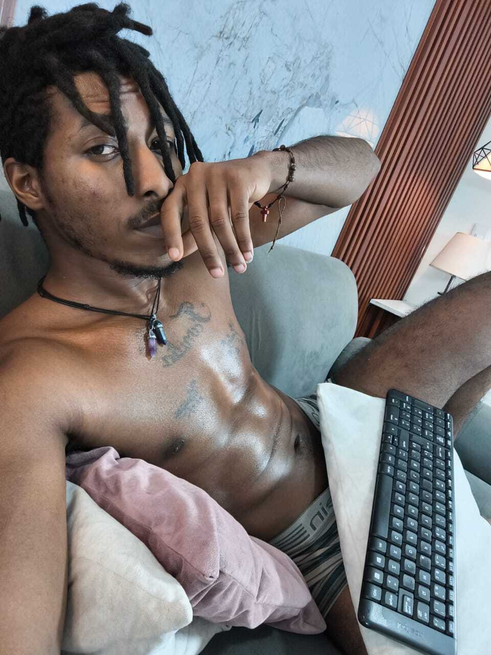 troyhank