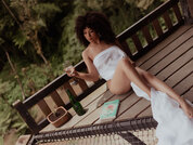 Lya_Harris
