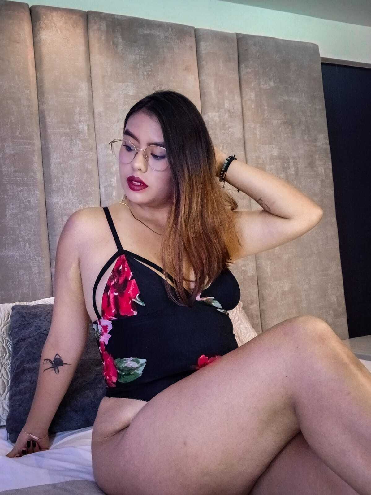 ameliadupontt from Jerkmate