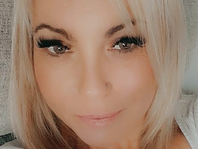 royalannax from Jerkmate