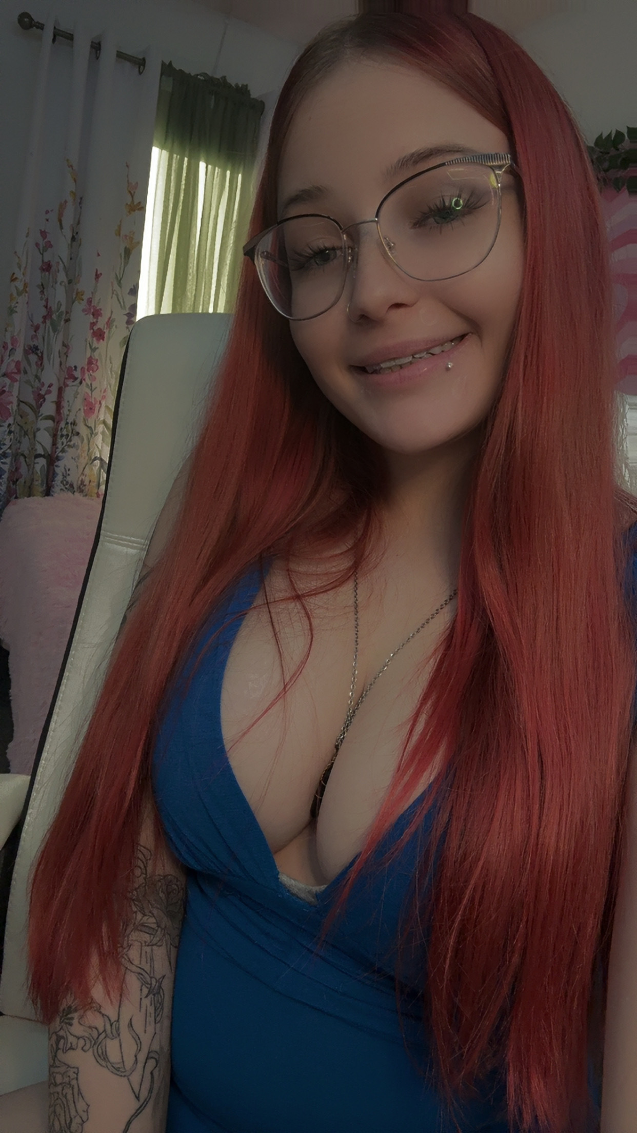 foxylilly from Jerkmate