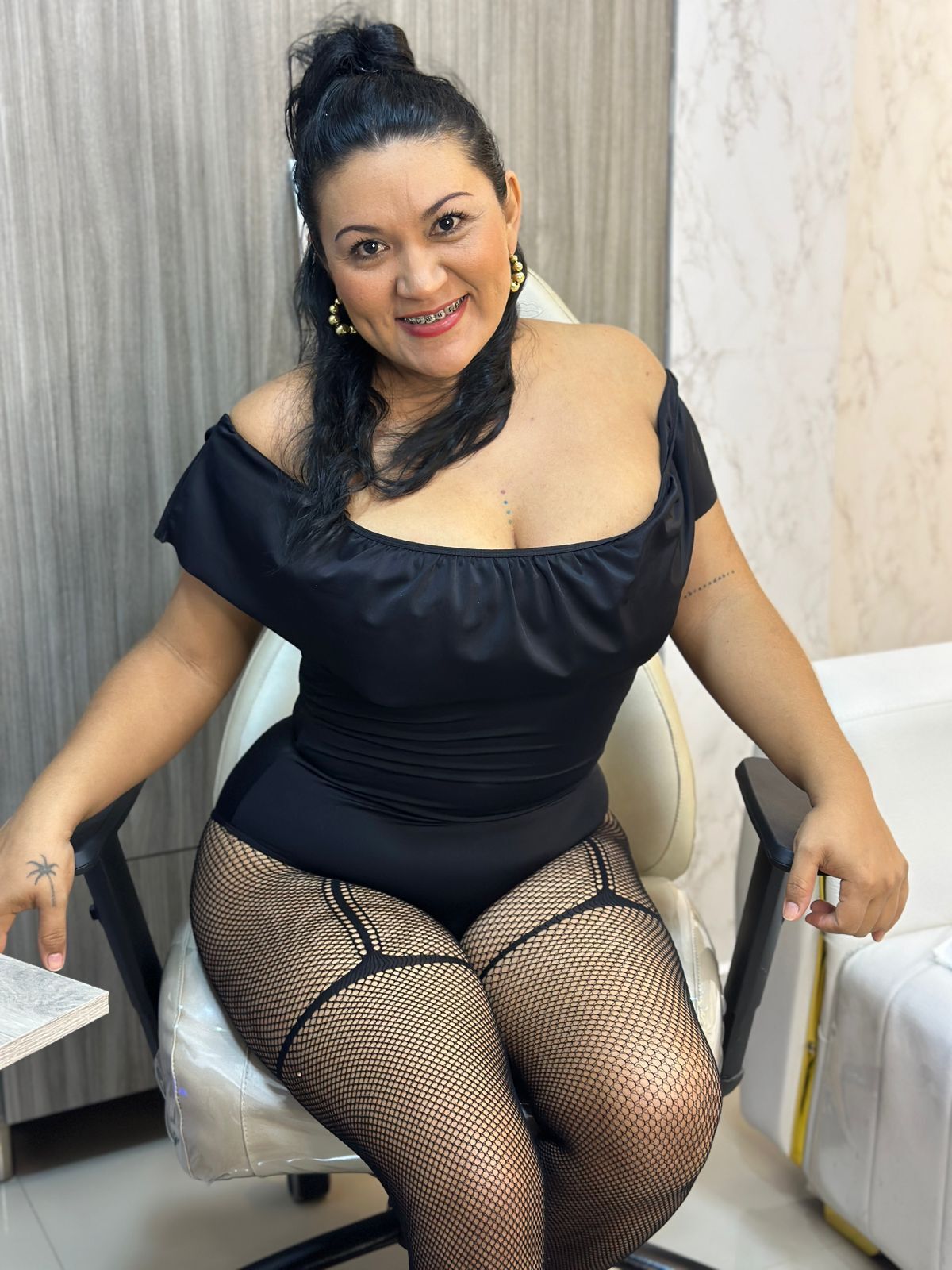 madam_hott from Jerkmate