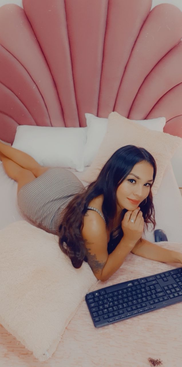 angelhootsquirt from Jerkmate