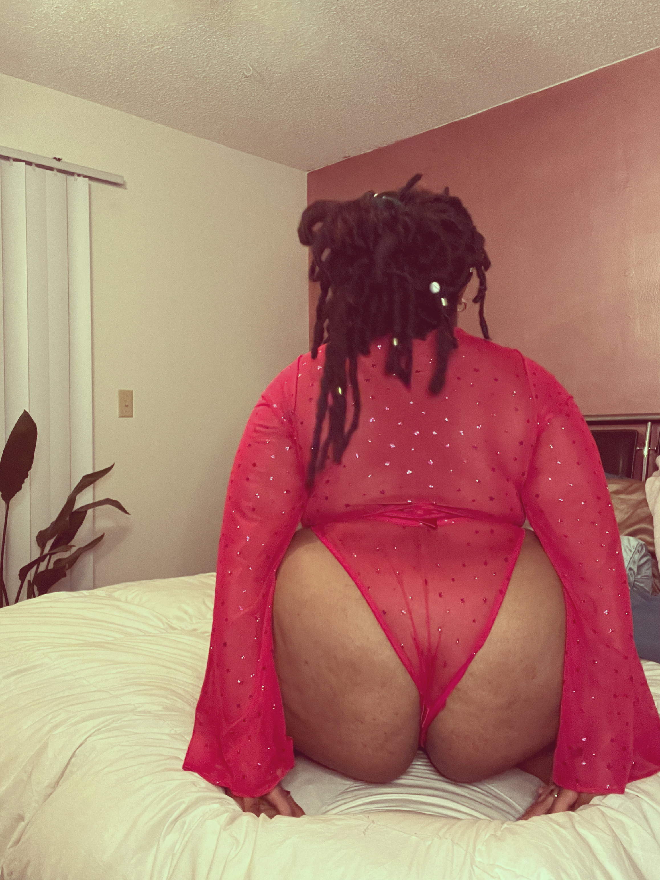 MiyahPixel picture 1