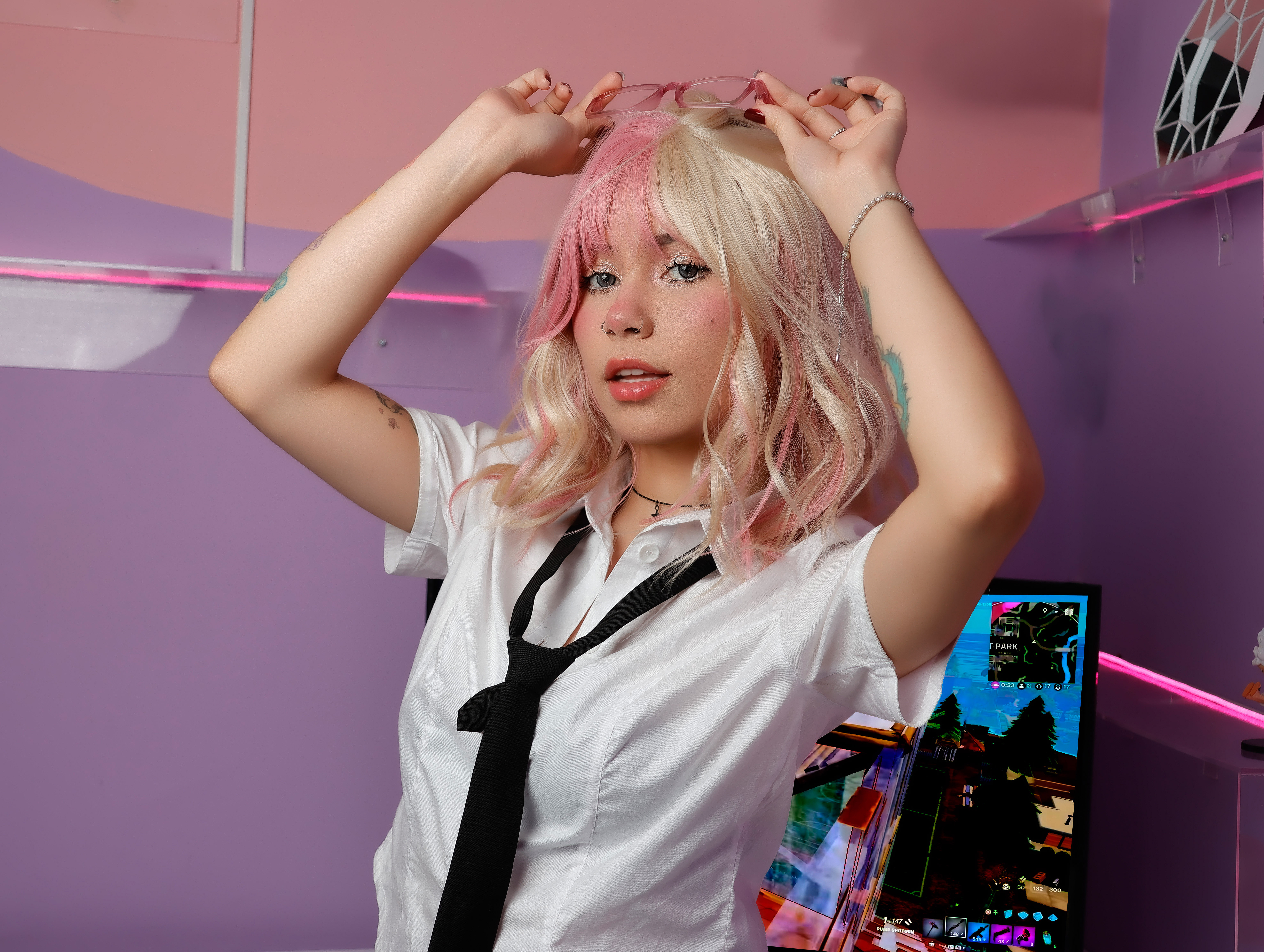 anniejuless from Jerkmate