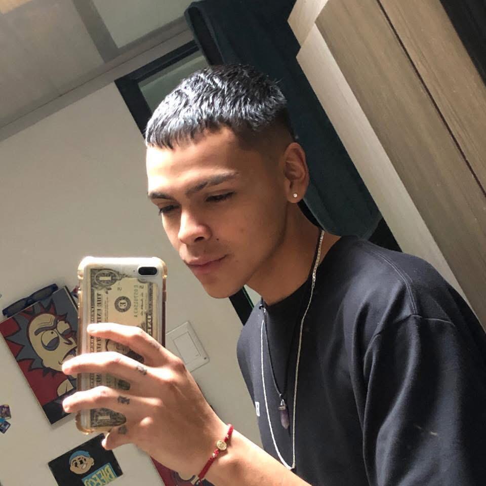 jhonxoxo from Jerkmate